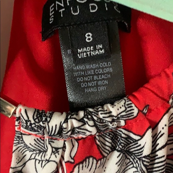 Dress - Picture 3 of 4